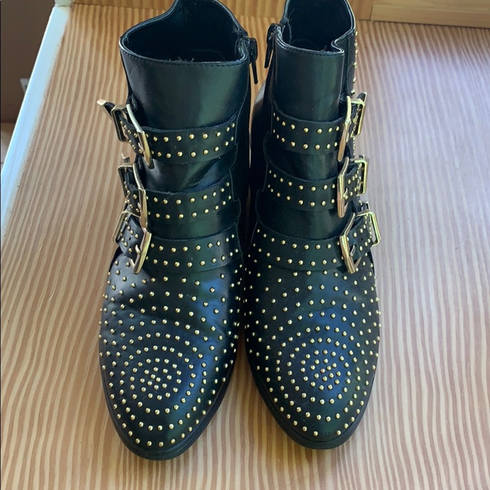 Studded  black buckle booties size 6.5 - Picture 5 of 7